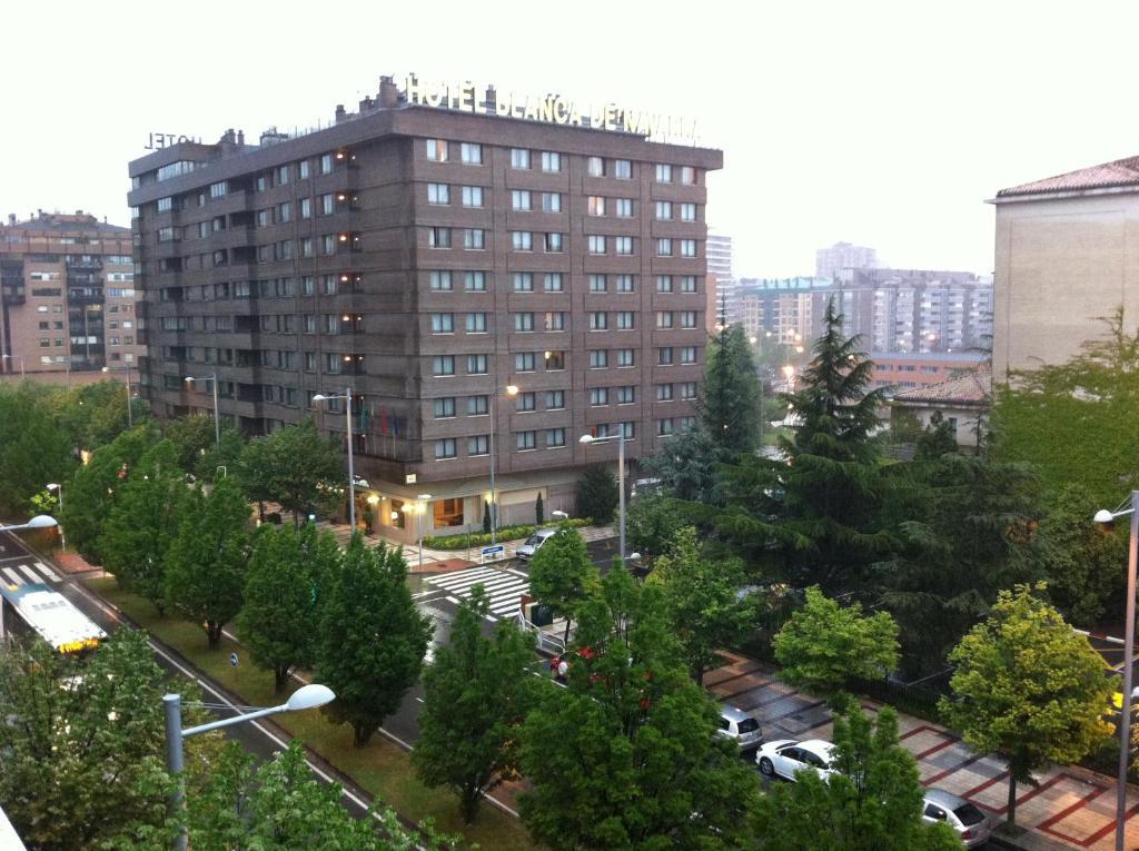 Pension Mayte Pamplona Bagian luar foto